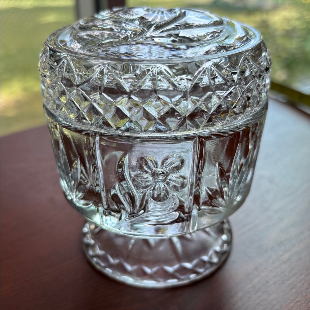Avon Jar Fostoria Floral Daisy Compote Glass Trinket Boudair